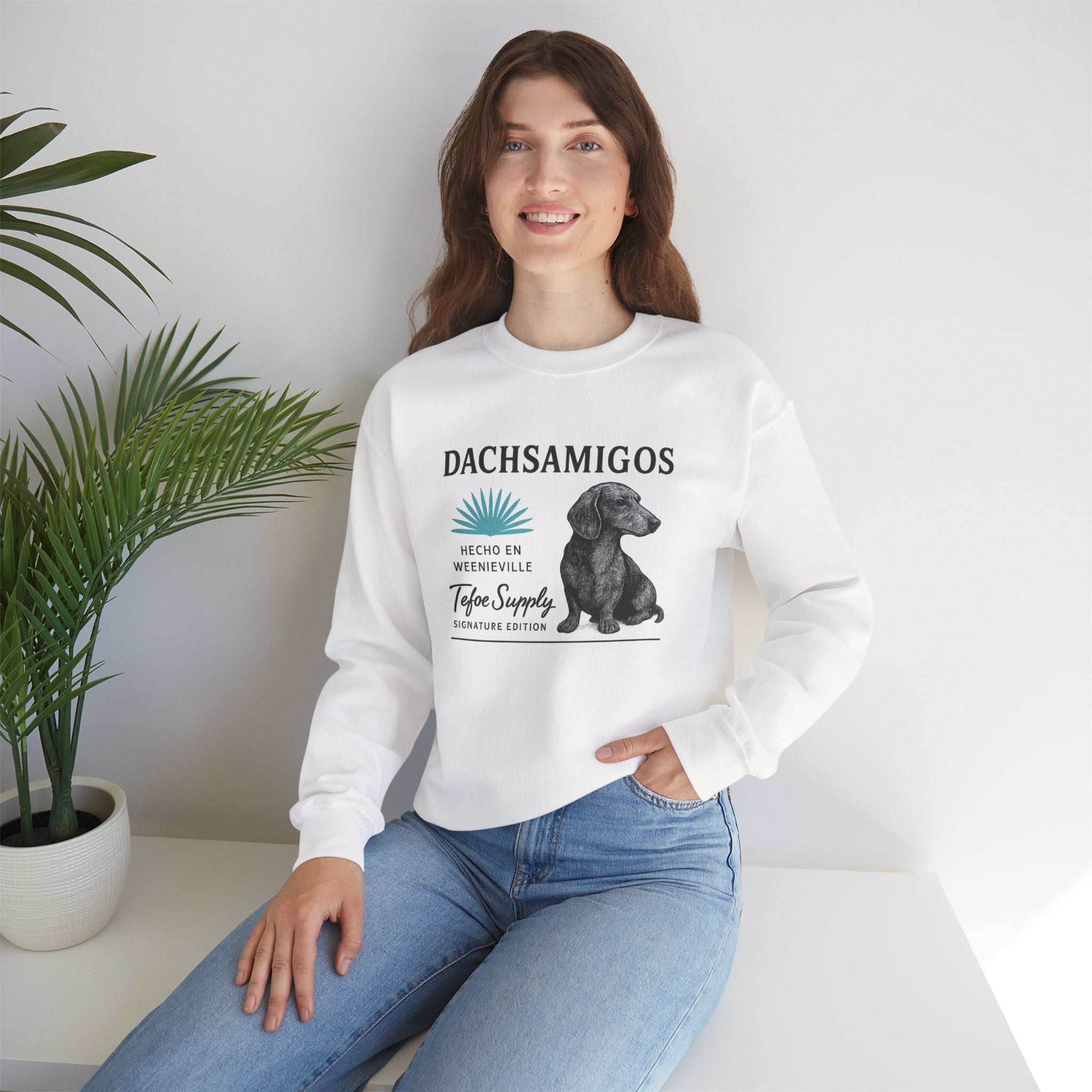 Dachsamigos Sweatshirt — Cute Dachshund Graphic Crewneck